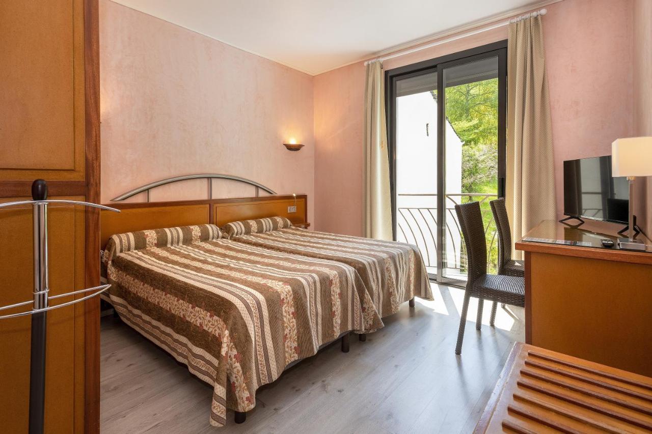 Logis Hotel Restaurant Le Mont Aigoual Мейрей Экстерьер фото