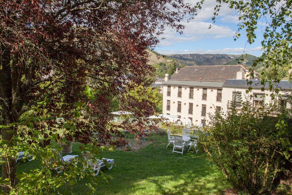 Logis Hotel Restaurant Le Mont Aigoual Мейрей Экстерьер фото
