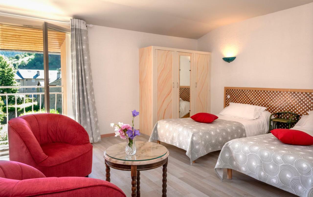 Logis Hotel Restaurant Le Mont Aigoual Мейрей Экстерьер фото